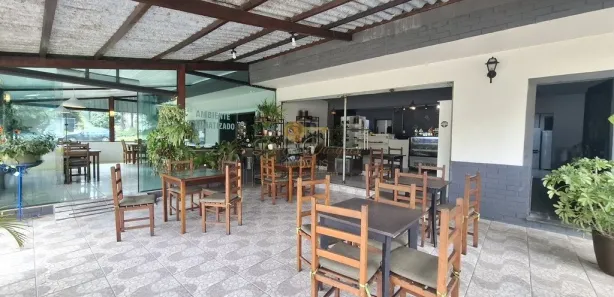 Loja / Salão / Ponto Comercial à venda, 100m² no Albuquerque, Teresópolis