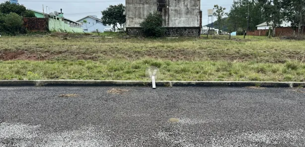 Terreno / Lote / Condomínio à venda, 352m² no Tomazetti, Santa Maria