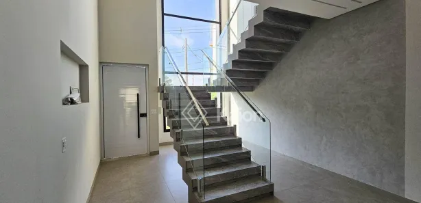 Casa de Condomínio com 3 Quartos para venda ou aluguel, 333m² no Portal dos Bandeirantes Salto, Salto