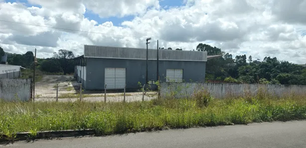 Galpão / Depósito / Armazém à venda, 1500m² no , 
