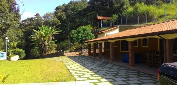 Fazenda / Sítio / Chácara com 3 Quartos à venda, 300m² no , Piedade
