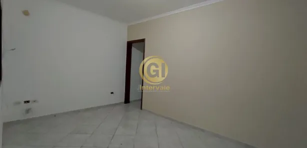 Sobrado com 3 Quartos à venda, 150m² no Vila Aprazível, Jacareí
