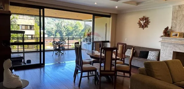 Apartamento com 4 Quartos à venda, 298m² no Duarte Silveira, Petrópolis