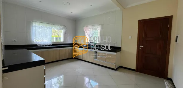 Sobrado com 3 Quartos à venda, 250m² no , Porto Seguro