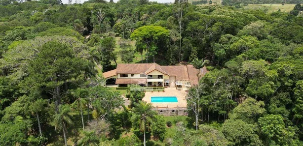 Fazenda / Sítio / Chácara com 8 Quartos à venda, 600m² no Campo Verde, Ibiúna