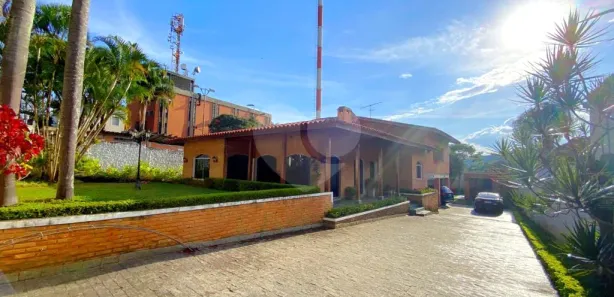 Casa com 4 Quartos à venda, 333m² no Centro, Embu das Artes