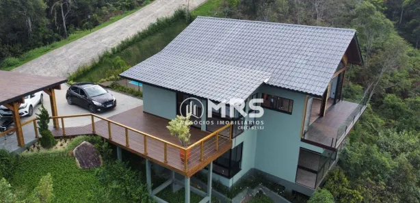 Fazenda / Sítio / Chácara com 3 Quartos à venda, 260m² no São João Batista, São João Batista