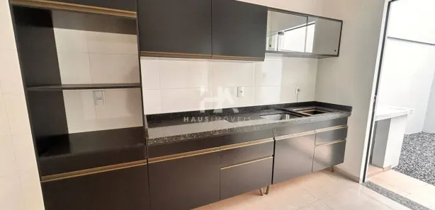 Casa com 2 Quartos para alugar, 88m² no Tifa Martins, Jaraguá do Sul
