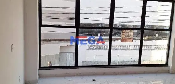 Prédio Inteiro para alugar, 180m² no Jereissati I, Maracanaú
