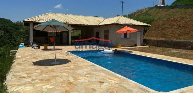 Fazenda / Sítio / Chácara com 2 Quartos à venda, 100m² no , Igaratá