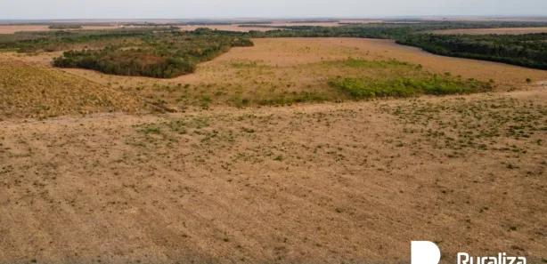 Fazenda / Sítio / Chácara à venda, 677m² no , Guaraí