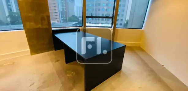 Conjunto Comercial / Sala para alugar, 250m² no Vila Gertrudes, São Paulo