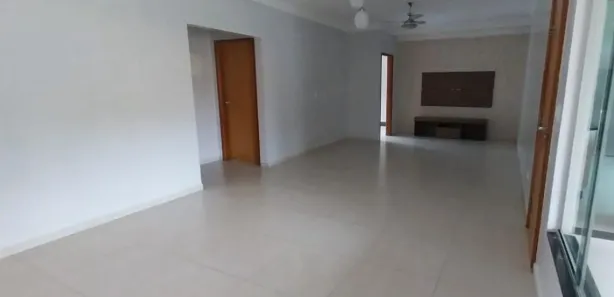 Casa de Condomínio com 3 Quartos à venda, 170m² no Centro, Caldas Novas
