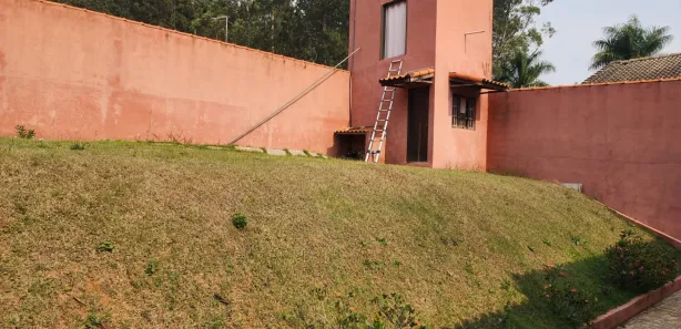 Fazenda / Sítio / Chácara com 3 Quartos à venda, 180m² no Chácara do Carmo, Vargem Grande Paulista