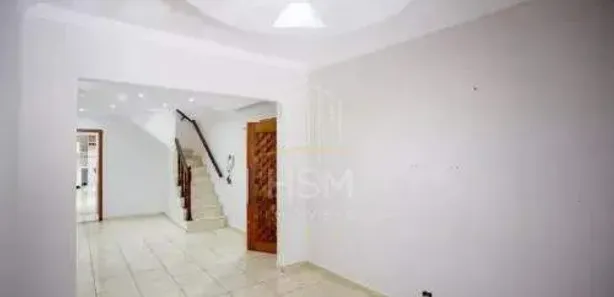 Sobrado com 3 Quartos para alugar, 190m² no Centro, Diadema