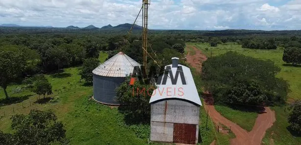 Fazenda / Sítio / Chácara à venda, 285000000m² no , Paranã
