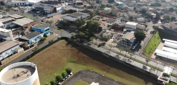 Galpão / Depósito / Armazém para alugar, 160m² no Parque Alvorada, Araraquara