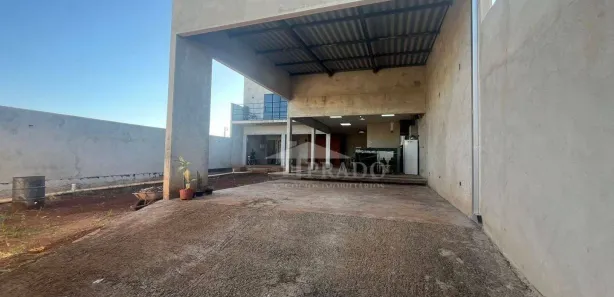Sobrado com 3 Quartos à venda, 189m² no Frangão, Ibiporã