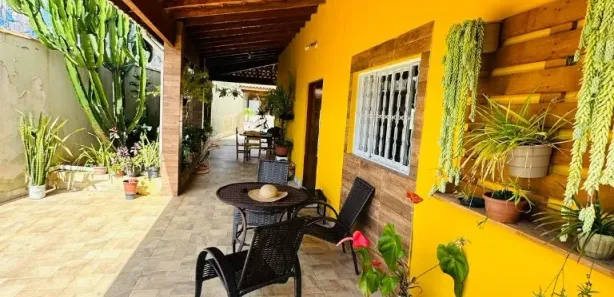 Fazenda / Sítio / Chácara com 3 Quartos à venda, 1000m² no , Mairinque