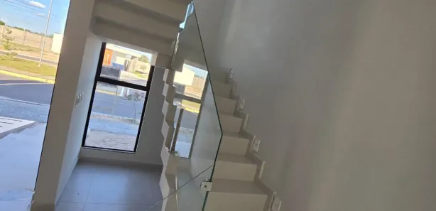 Casa de Condomínio com 4 Quartos à venda, 230m² no Jatobá, Petrolina