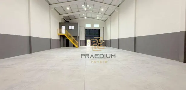 Galpão / Depósito / Armazém à venda, 345m² no Rio Pequeno, São José dos Pinhais