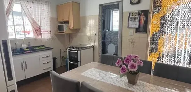 Casa com 6 Quartos à venda, 250m² no Jardim Alto Alegre (São Rafael), São Paulo