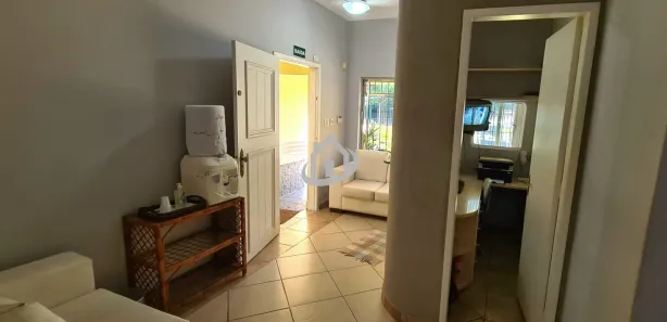 Casa Comercial com 2 Quartos à venda, 179m² no Jardim Sílvia, Embu das Artes