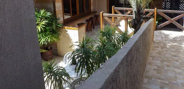 Hotel / Motel / Pousada com 23 Quartos à venda, 1200m² no Itaipu, Niterói