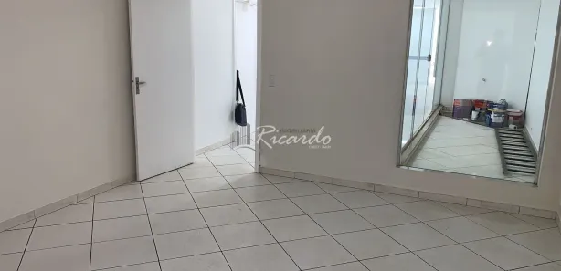 Conjunto Comercial / Sala para alugar, 110m² no Centro, Arapongas