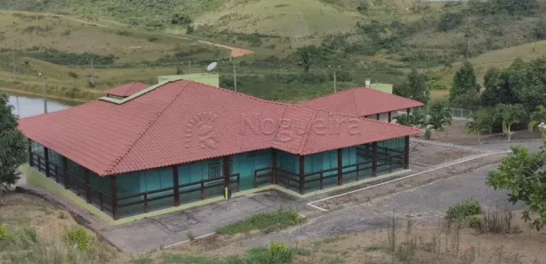 Fazenda / Sítio / Chácara com 4 Quartos à venda, 265m² no Alto José Leal, Vitória de Santo Antão