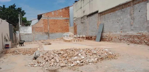 Terreno / Lote / Condomínio à venda, 250m² no Piraporinha, Diadema