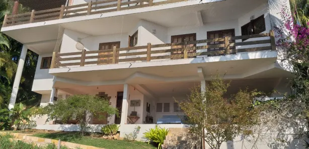 Casa de Condomínio com 4 Quartos para venda ou aluguel, 400m² no Toninhas, Ubatuba
