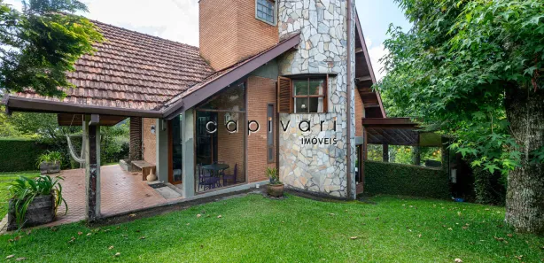 Casa de Condomínio com 3 Quartos à venda, 223m² no Vale Encantado, Campos do Jordão