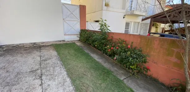 Casa de Condomínio com 3 Quartos para alugar, 120m² no Granja Viana, Cotia