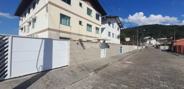 Apartamento com 3 Quartos para alugar, 90m² no Velha Central, Blumenau