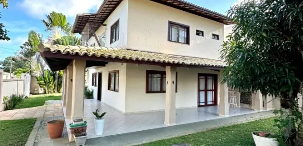 Casa de Condomínio com 4 Quartos para alugar, 420m² no Busca Vida (Abrantes), Camaçari