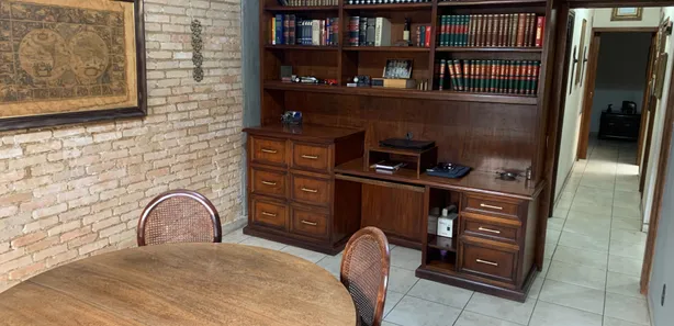 Loja / Salão / Ponto Comercial com 3 Quartos à venda, 104m² no Centro, Jacareí