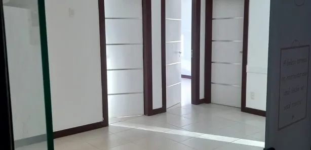 Conjunto Comercial / Sala para alugar, 25m² no Vilas do Atlântico, Lauro de Freitas