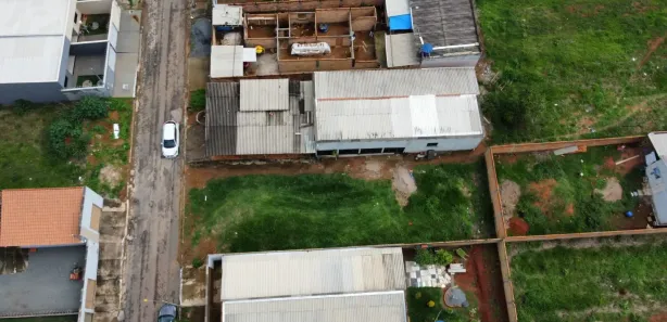Terreno / Lote / Condomínio à venda, 360m² no , Hidrolândia