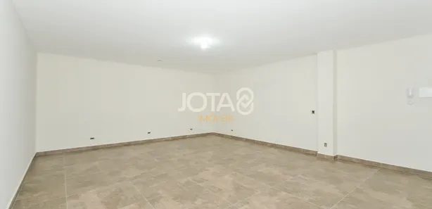Conjunto Comercial / Sala com 1 Quarto para alugar, 32m² no Bacacheri, Curitiba