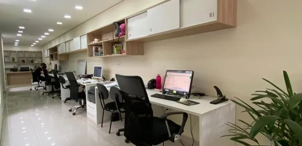 Prédio Inteiro para alugar, 184m² no Centro, Mogi das Cruzes