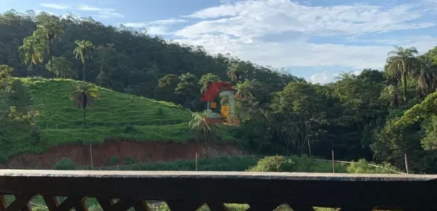 Fazenda / Sítio / Chácara com 4 Quartos para alugar, 10m² no , Caeté