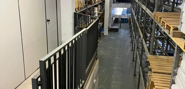 Galpão / Depósito / Armazém para venda ou aluguel, 1236m² no Tamboré, Barueri