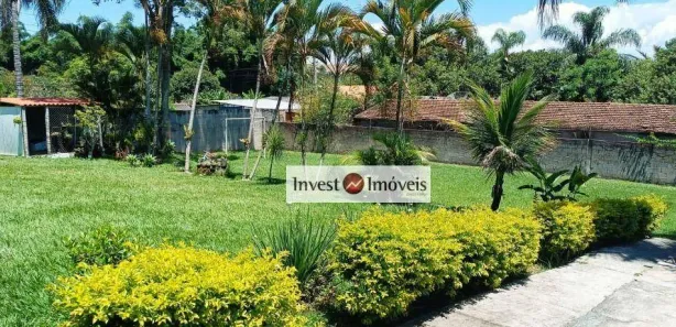 Fazenda / Sítio / Chácara com 3 Quartos à venda, 209m² no Vila Velha, Caçapava