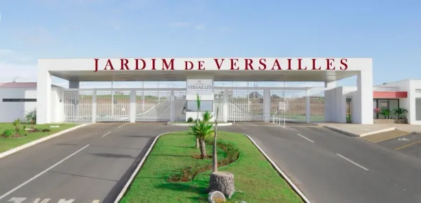 Casa de Condomínio com 2 Quartos à venda, 300m² no Setor Central, Brasília