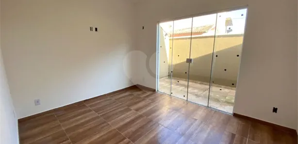 Casa de Vila com 2 Quartos à venda, 200m² no Centro, Maricá