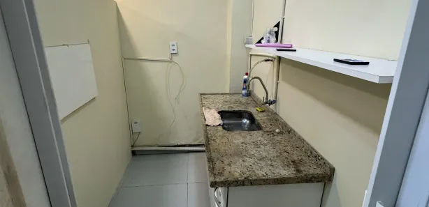 Loja / Salão / Ponto Comercial para alugar, 30m² no Bananal, Guapimirim