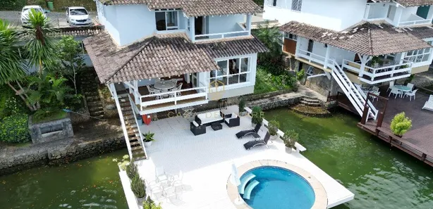 Casa de Condomínio com 4 Quartos à venda, 500m² no Centro, Angra dos Reis