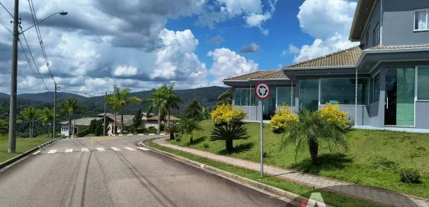 Casa de Condomínio com 4 Quartos para alugar, 300m² no Jundiaizinho (Terra Preta), Mairiporã