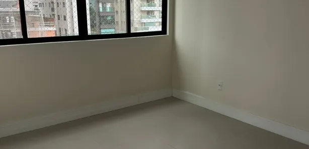 Apartamento com 3 Quartos à venda, 122m² no Meia Praia, Itapema